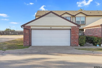 1001 Weston Dr, Garland, TX 75043 - photo 2