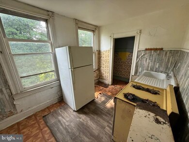 605 N Loudon Ave, Baltimore, MD 21229 - photo 6