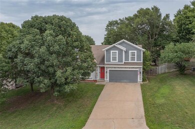 5185 Lakecrest Dr, Shawnee, KS 66218 - photo 3