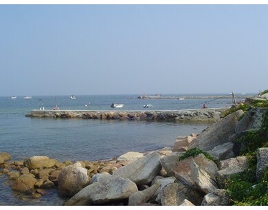 11 Briar Rd, Mattapoisett, MA 02739 - photo 5