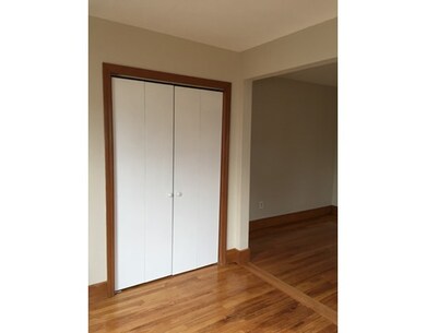 13 Boylston St unit 2, Easthampton, MA 01027 - photo 3