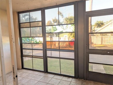 Plaza Gardens unit 115, Sarasota, FL 34239 - photo 6