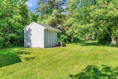 4195 Forest St, Leonard, MI 48367 - photo 6