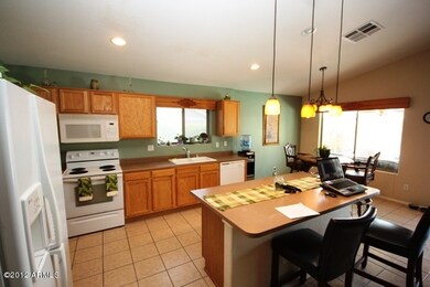 Kitchen/Dining