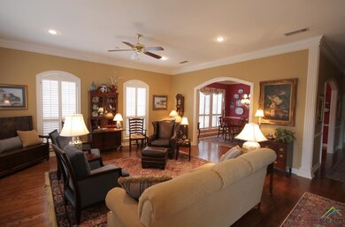 504 Hyde Park Dr, Tyler, TX 75701 - photo 4