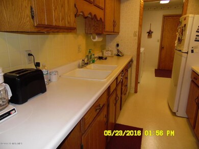 Kitchen (2)