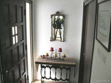 Foyer. ENTRY HALL HAS GUEST CLOSET.