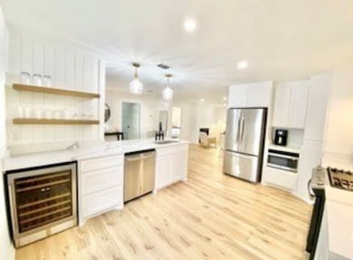 505 W Peach St, Fredericksburg, TX 78624 - photo 4