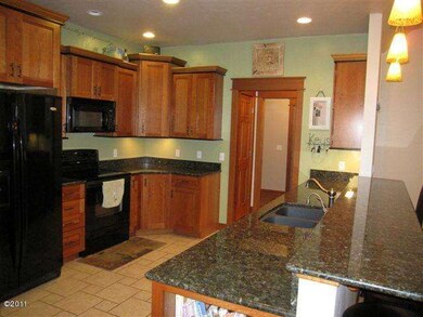 Kitchen 2