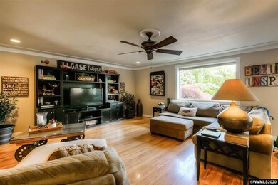 2121 SE Laura Ln, Dallas, OR 97338 - photo 6