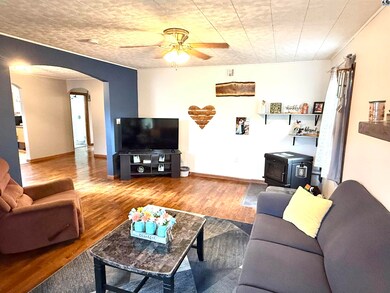 317 W Ruth St, Moundridge, KS 67107 - photo 3