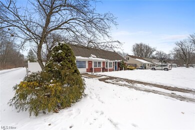 4835 Elmwood Dr, Sheffield Lake, OH 44054 - photo 2