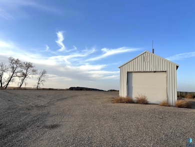 36008 S Dakota 26, Orient, SD 57467 - photo 4