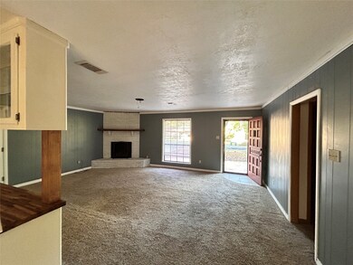 708 Myrtle St, Woodville, TX 75979 - photo 6