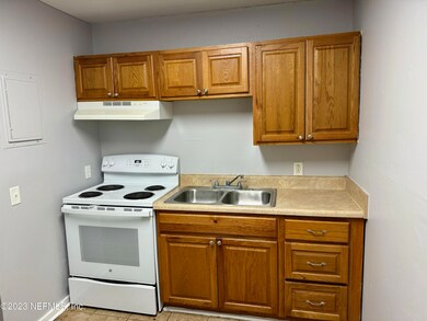 1122 Woodruff Ave unit 19, Jacksonville, FL 32205 - photo 6