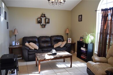 1413 Compton St, Brandon, FL 33511 - photo 4