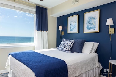 Bedroom with baseboards