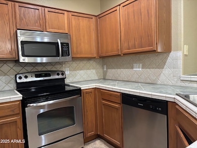 3799 E Thunderheart Trail, Gilbert, AZ 85297 - photo 7