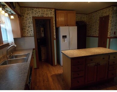 1150 Worcester St, Indian Orchard, MA 01151 - photo 7