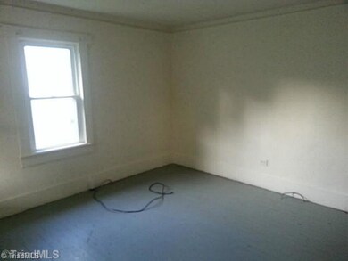 203 S Branch St, Reidsville, NC 27320 - photo 3