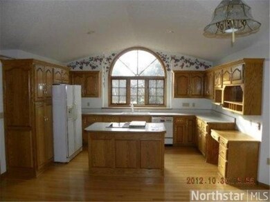 Huge kitchen with tons of cabinet/counter space an