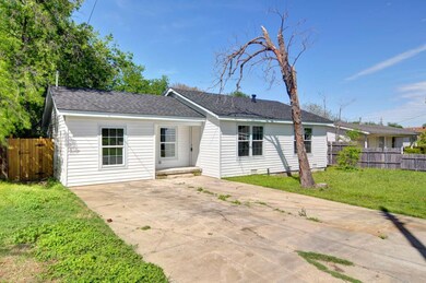 7816 Corina Dr, Fort Worth, TX 76108 - photo 2