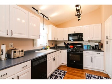New range & stove (with warranties), garbage dispo