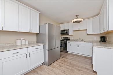 17 Overlook Dr, Hilton, NY 14468 - photo 7