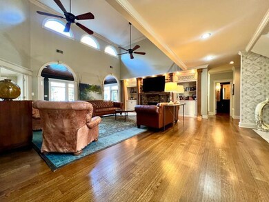 7familyrmPhoto Nov 22 2024, 3 46 36 PM