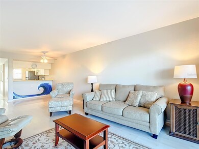 404 Cerromar Cir N unit 115, Venice, FL 34293 - photo 3