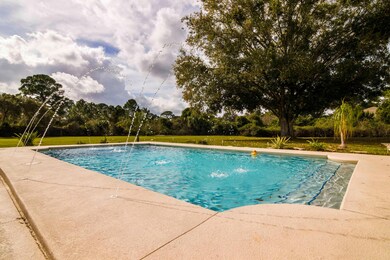 Bryce pool with fountains