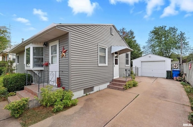 2109 N Michigan Ave, Davenport, IA 52804 - photo 3