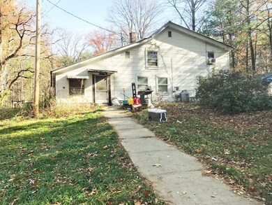 10 Stokes Rd, Londonderry, NH 03053 - photo 2