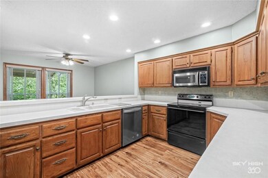 12 Joanie Ln, Bella Vista, AR 72715 - photo 3