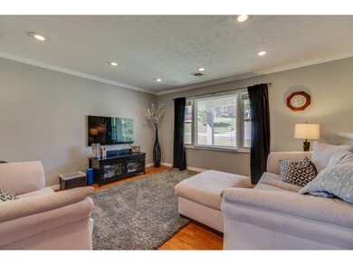 1004 Ridgefield Cir, Johnson City, TN 37601 - photo 5