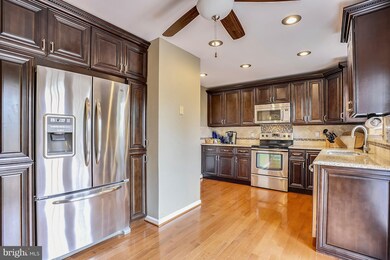 13210 Stone Heather Dr, Herndon, VA 20171 - photo 7