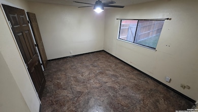 3522 Foxbriar Ln, Cibolo, TX 78108 - photo 4