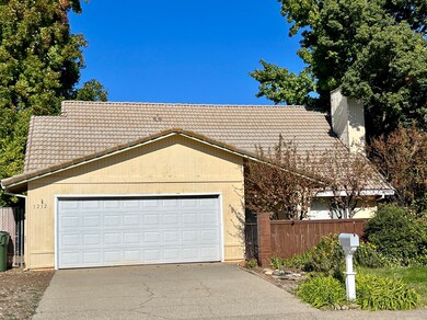1232 Hawthorne