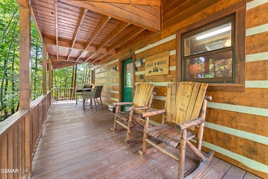 560 Thissa Way, Gatlinburg, TN 37738 - photo 3