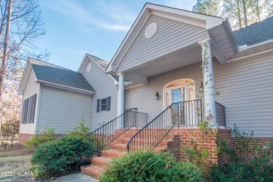004 Welcome to 902 Potomac Dr