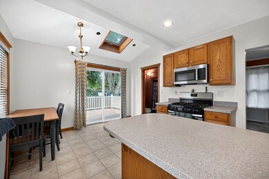 8 Corthell Rd, North Billerica, MA 01862 - photo 7