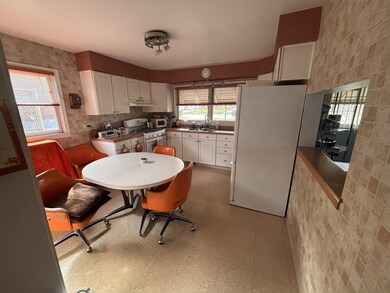 12841 S Marquette Ave, Chicago, IL 60633 - photo 3