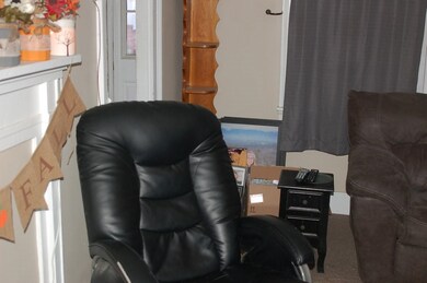 22 Mechanic St, Lancaster, NH 03584 - photo 4