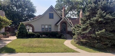 528 W 10th St, Concordia, KS 66901 - photo 2