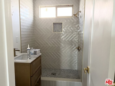 1336 W 37th Dr unit 3, Los Angeles, CA 90007 - photo 4