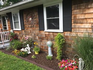 10 Healy Rd, Weymouth, MA 02188 - photo 4