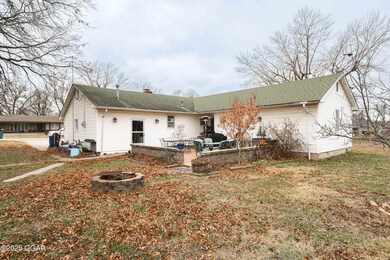 202 Arbor Dr, Lamar, MO 64759 - photo 6