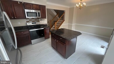 20320 Cedarhurst Way, Germantown, MD 20876 - photo 2