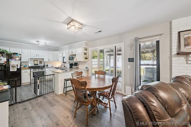 400 E Vicksburg St, Broken Arrow, OK 74011 - photo 6