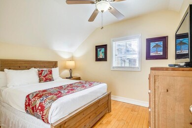 1019 Whitehead St 12